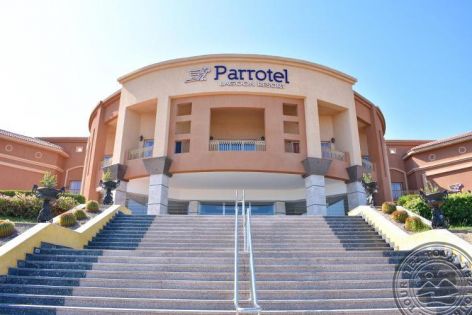 PARROTEL LAGOON RESORT
