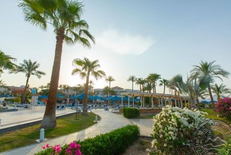 NAAMA BAY HOTEL & RESORT