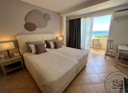 FAEDRA BEACH RESORT