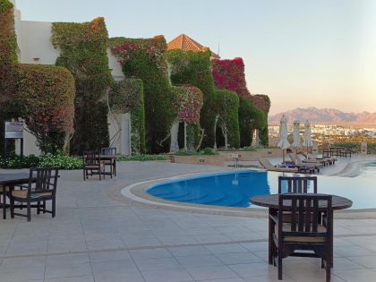 EDEN ROCK NAAMA BAY