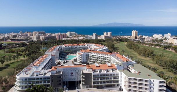 GARA SUITES GOLF & SPA
