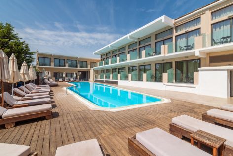 SELYRIA RESORT