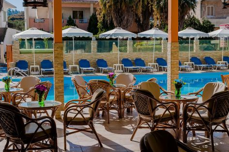 ESMERALDA  HOTEL